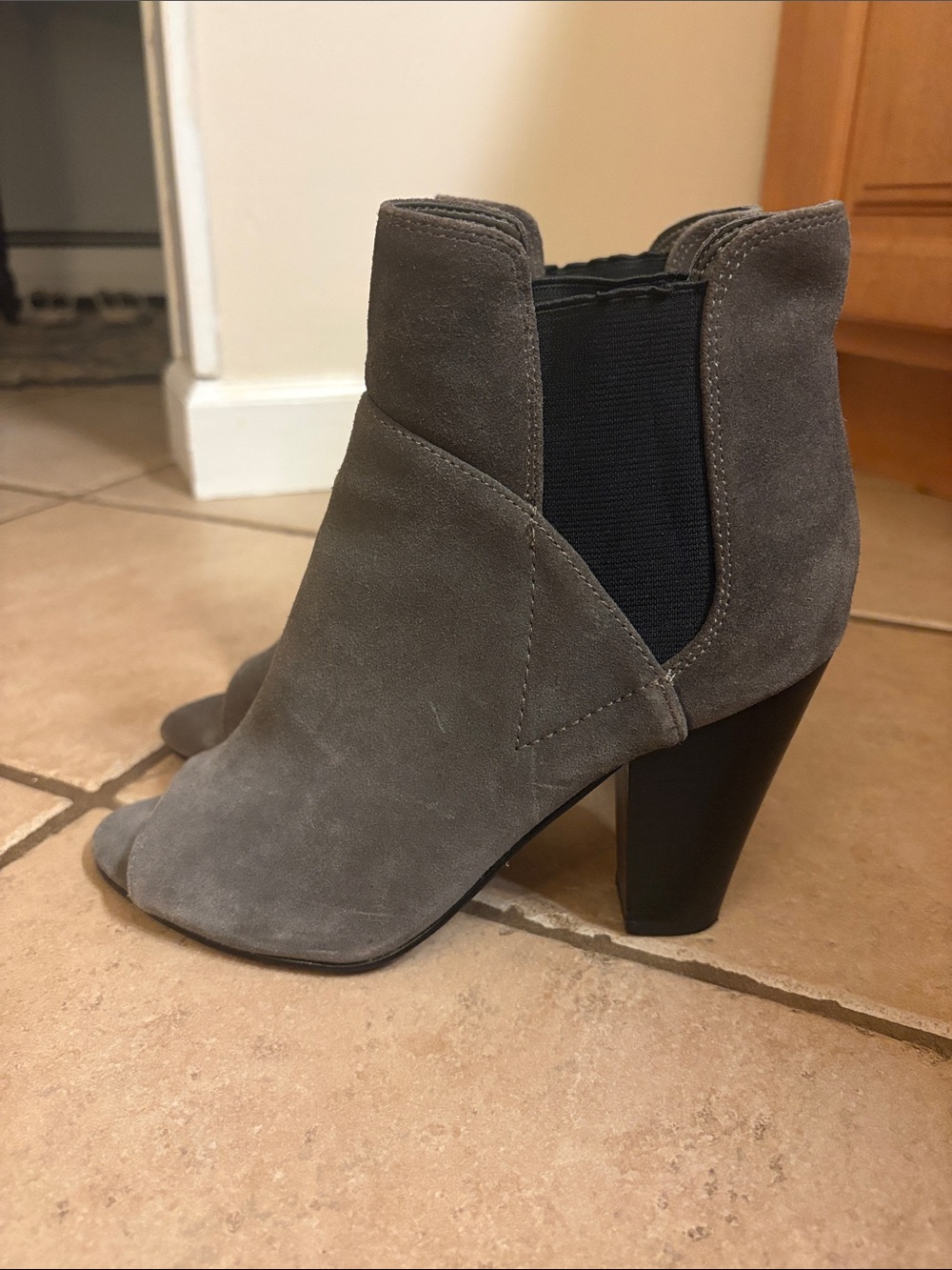 Women's Grey Suede Peep-Toe Ankle Booties - Guess 8M